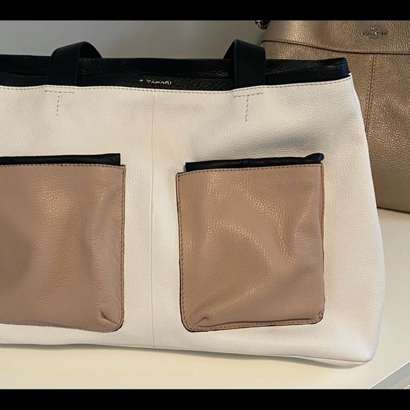Amazing T Tahari white and black Crawford tote - Picture 3 of 4